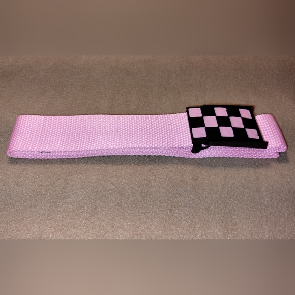 Pink Checkered Belt - Picture 4 of 4